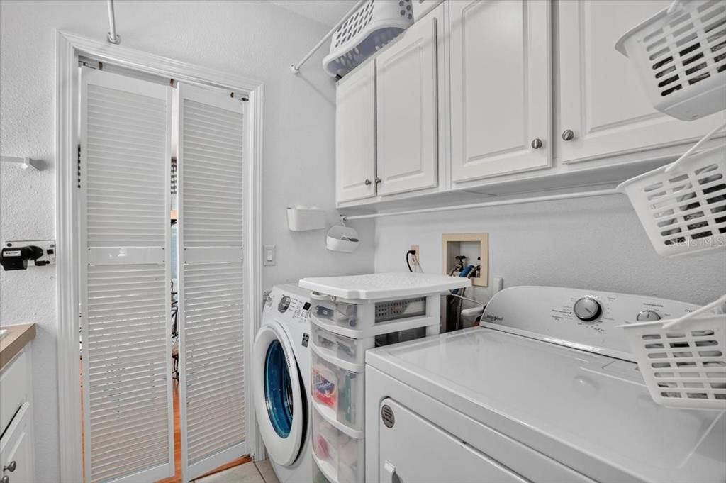 En Venta: $215,000 (3 camas, 2 baños, 1512 Pies cuadrados)