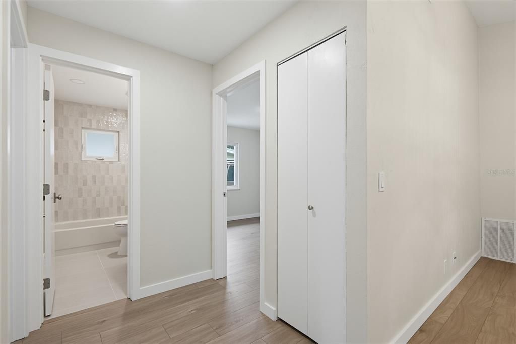 На продажу: $970,000 (3 спален, 2 ванн, 1756 Квадратных фут)