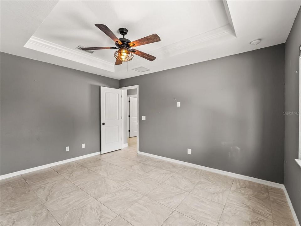 For Sale: $469,900 (3 beds, 2 baths, 1859 Square Feet)