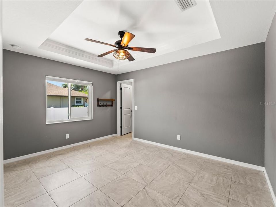 For Sale: $469,900 (3 beds, 2 baths, 1859 Square Feet)