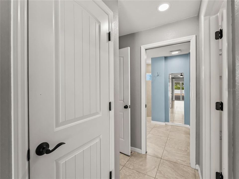 For Sale: $469,900 (3 beds, 2 baths, 1859 Square Feet)