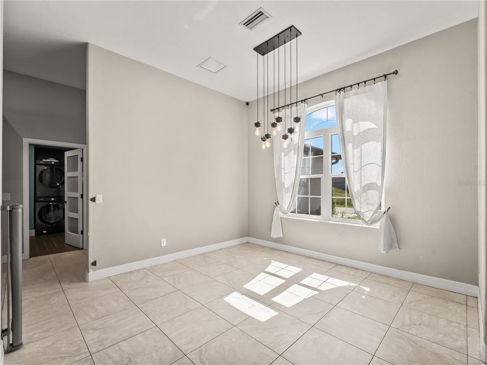 For Sale: $469,900 (3 beds, 2 baths, 1859 Square Feet)