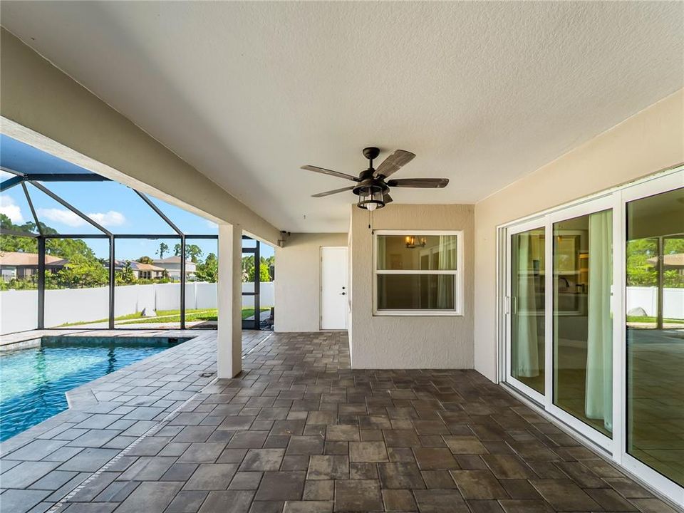 For Sale: $469,900 (3 beds, 2 baths, 1859 Square Feet)