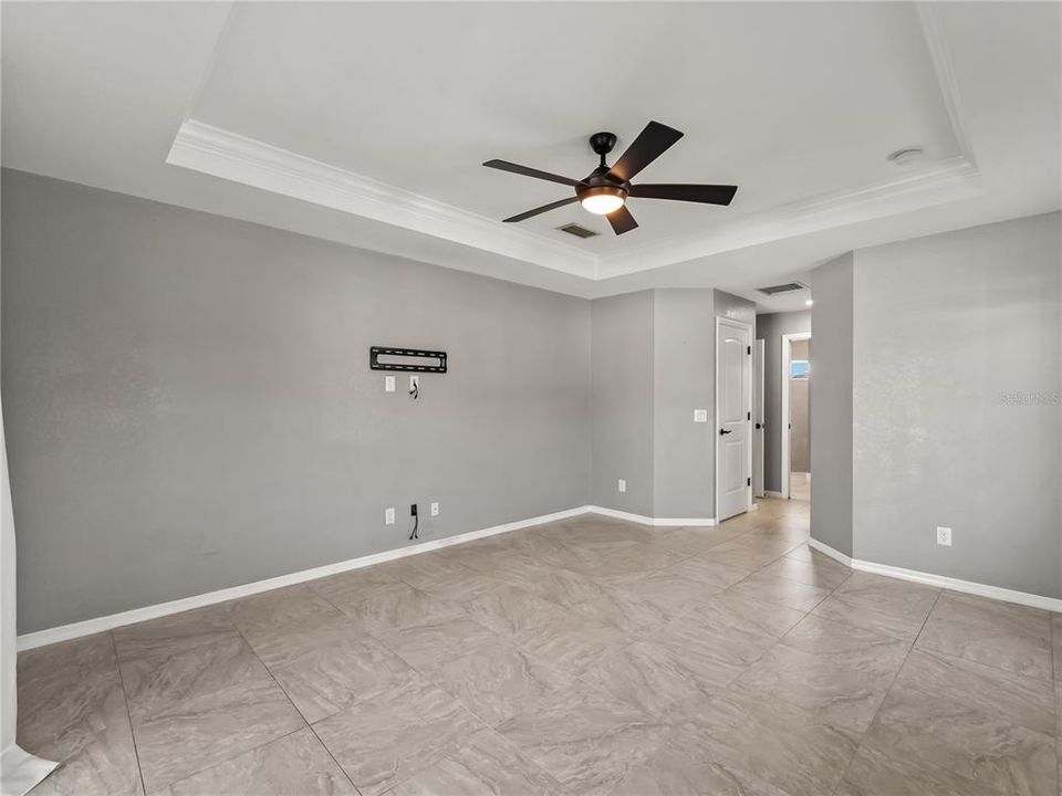 For Sale: $469,900 (3 beds, 2 baths, 1859 Square Feet)