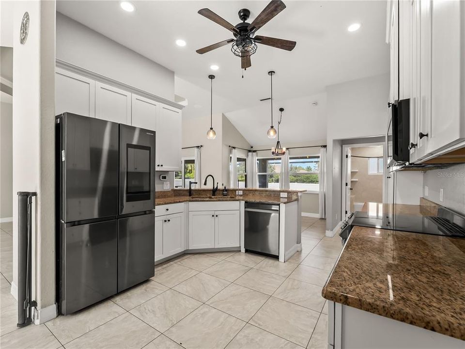 For Sale: $469,900 (3 beds, 2 baths, 1859 Square Feet)