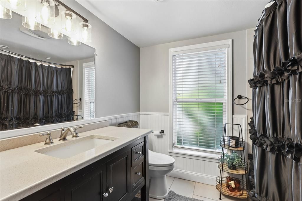 待售: $449,900 (4 贝兹, 2 浴室, 1986 平方英尺)