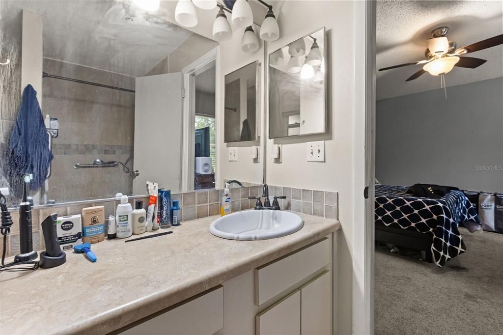 For Sale: $425,000 (3 beds, 2 baths, 1504 Square Feet)