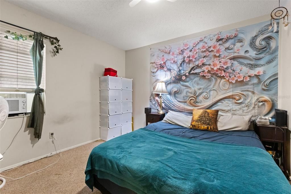For Sale: $425,000 (3 beds, 2 baths, 1504 Square Feet)