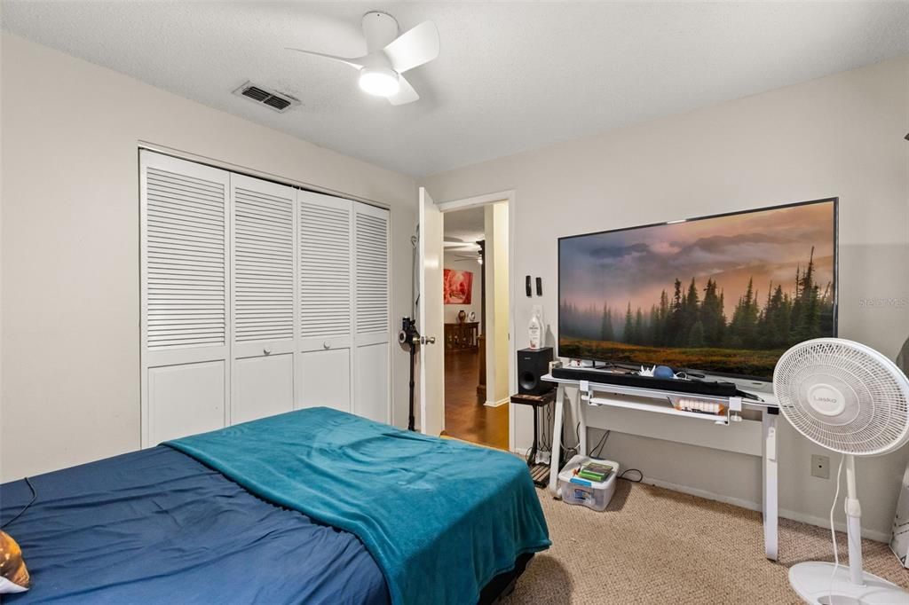 For Sale: $425,000 (3 beds, 2 baths, 1504 Square Feet)