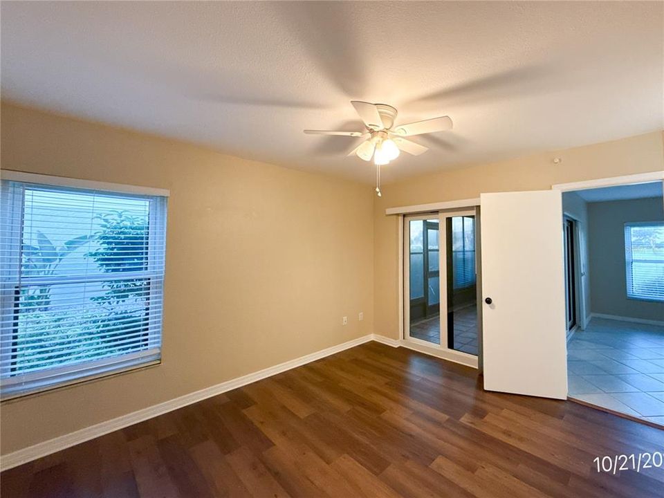 For Sale: $35,000 (2 beds, 2 baths, 1087 Square Feet)