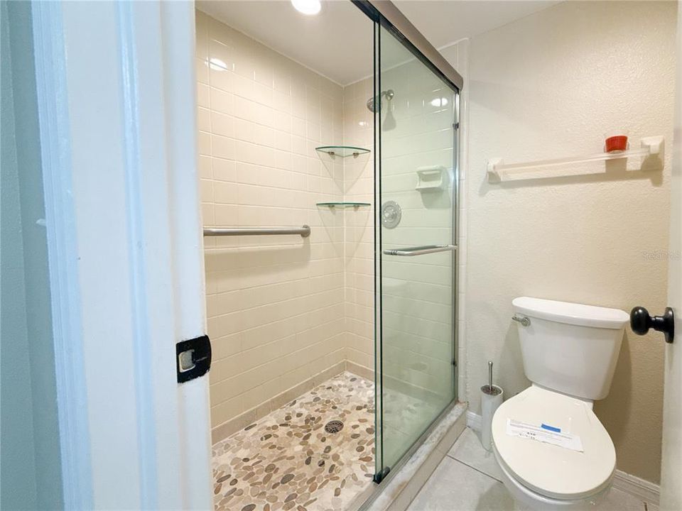 For Sale: $35,000 (2 beds, 2 baths, 1087 Square Feet)