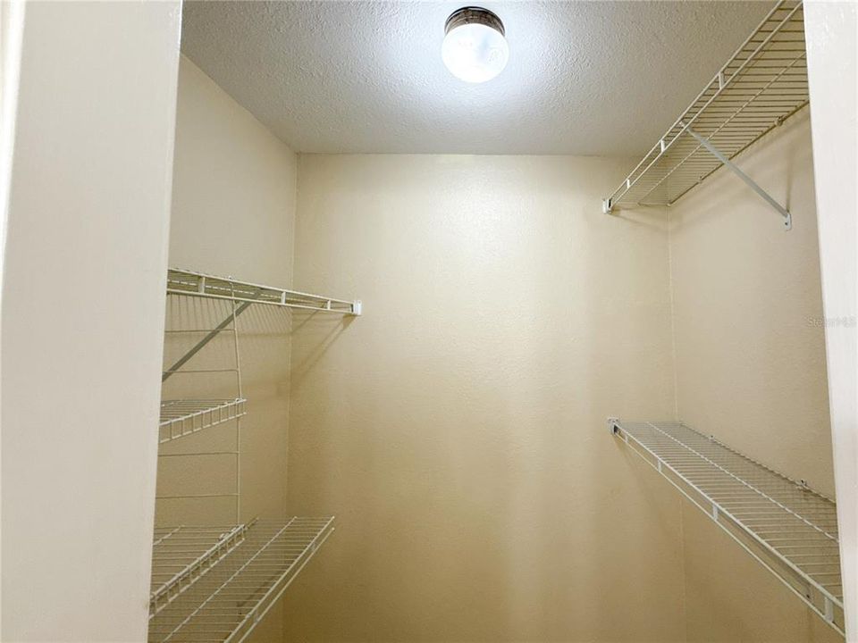 For Sale: $35,000 (2 beds, 2 baths, 1087 Square Feet)