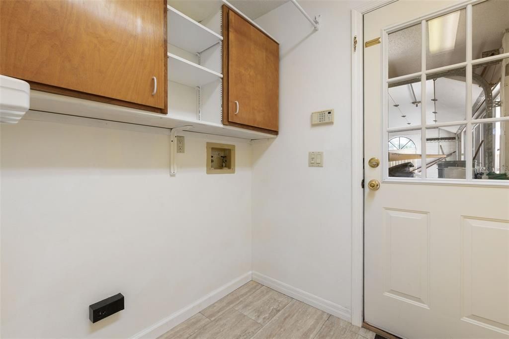 На продажу: $359,000 (3 спален, 2 ванн, 1850 Квадратных фут)