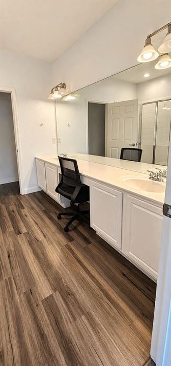 For Sale: $325,000 (3 beds, 2 baths, 1864 Square Feet)