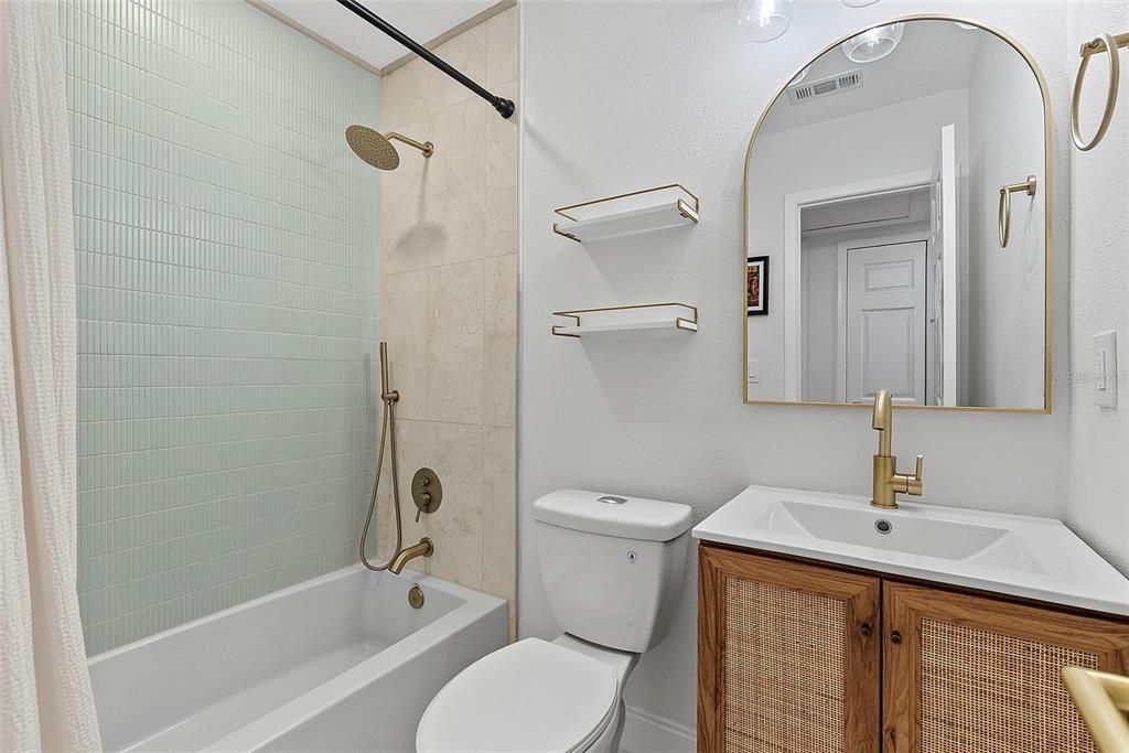 На продажу: $509,999 (3 спален, 2 ванн, 1460 Квадратных фут)