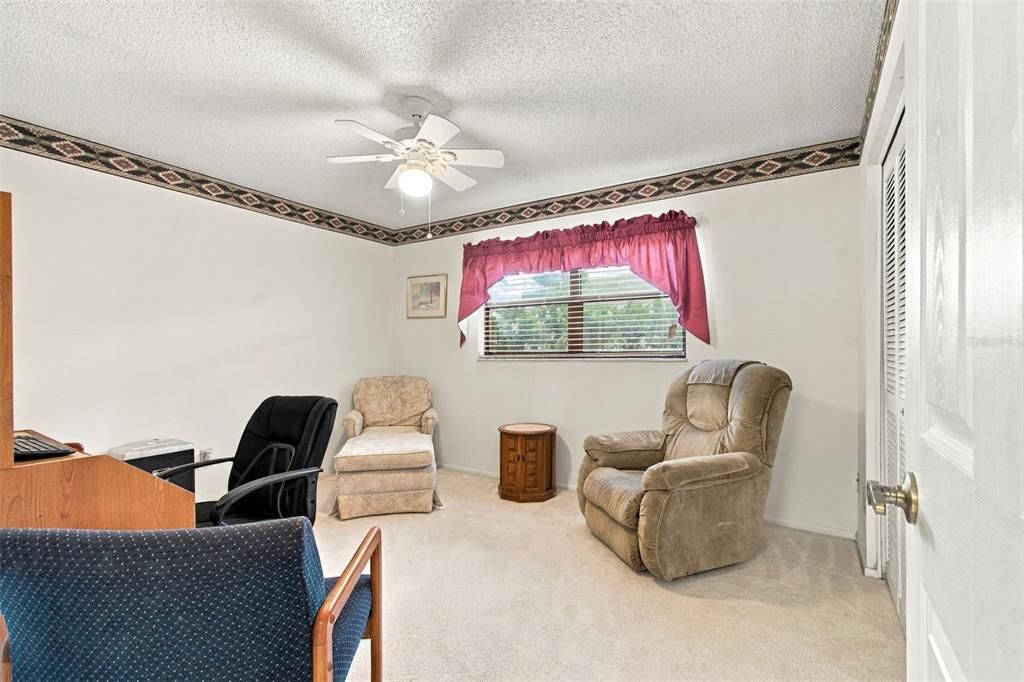 For Sale: $450,000 (2 beds, 2 baths, 1700 Square Feet)