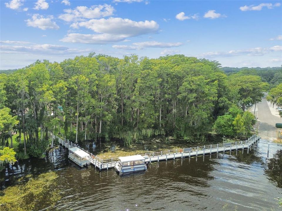 For Sale: $450,000 (2 beds, 2 baths, 1700 Square Feet)