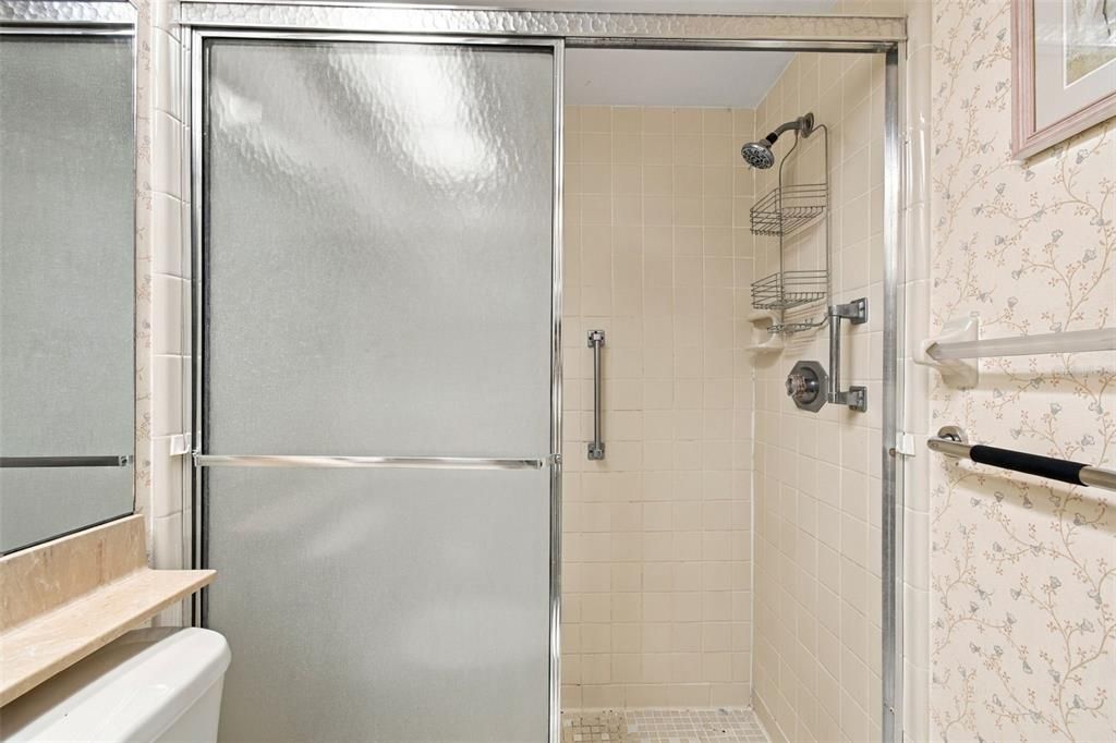 For Sale: $450,000 (2 beds, 2 baths, 1700 Square Feet)