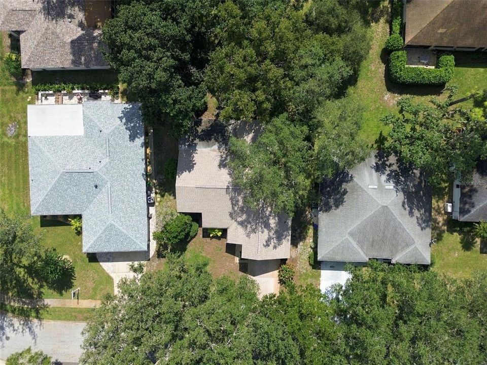 For Sale: $450,000 (2 beds, 2 baths, 1700 Square Feet)