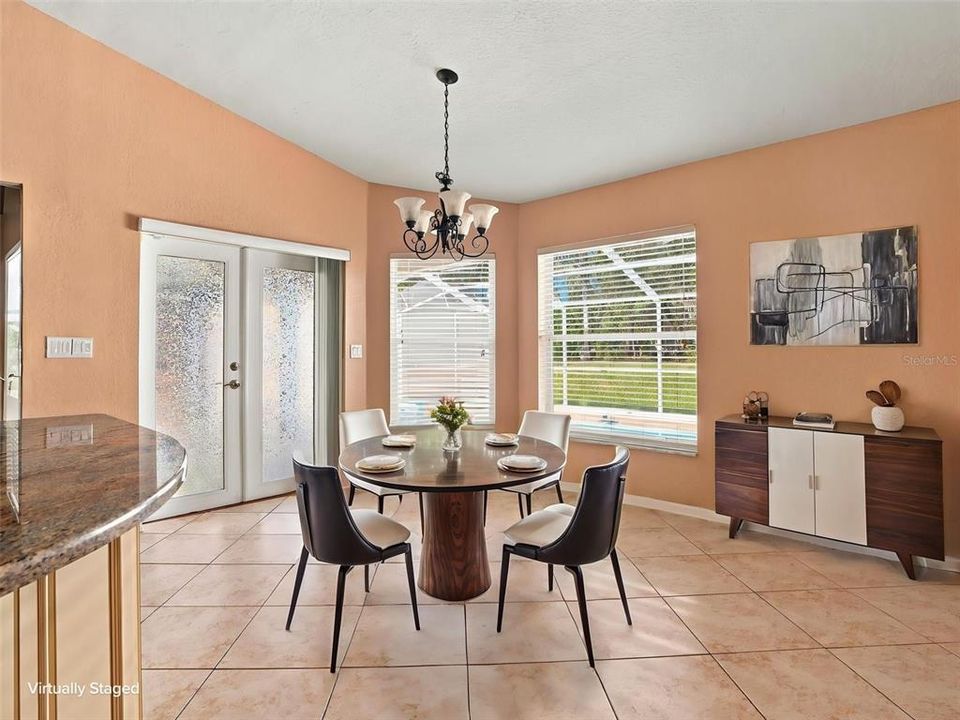 En Venta: $369,000 (3 camas, 2 baños, 1917 Pies cuadrados)