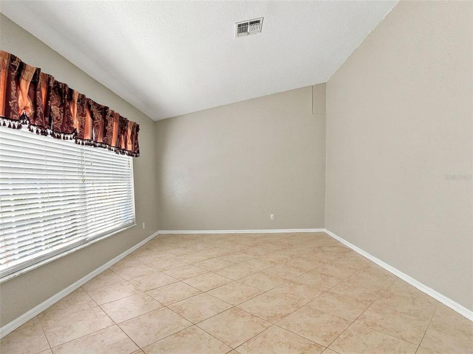 En Venta: $369,000 (3 camas, 2 baños, 1917 Pies cuadrados)