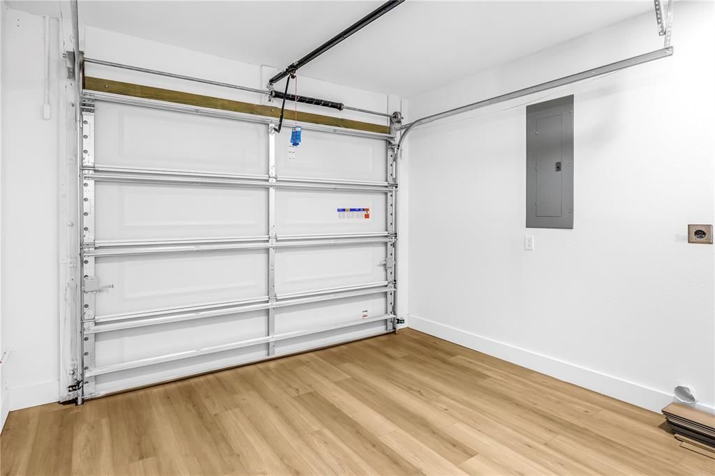 На продажу: $429,999 (3 спален, 1 ванн, 1184 Квадратных фут)