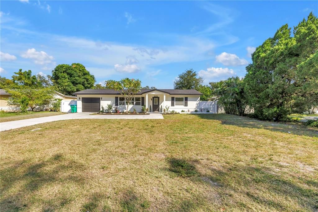 На продажу: $429,999 (3 спален, 1 ванн, 1184 Квадратных фут)