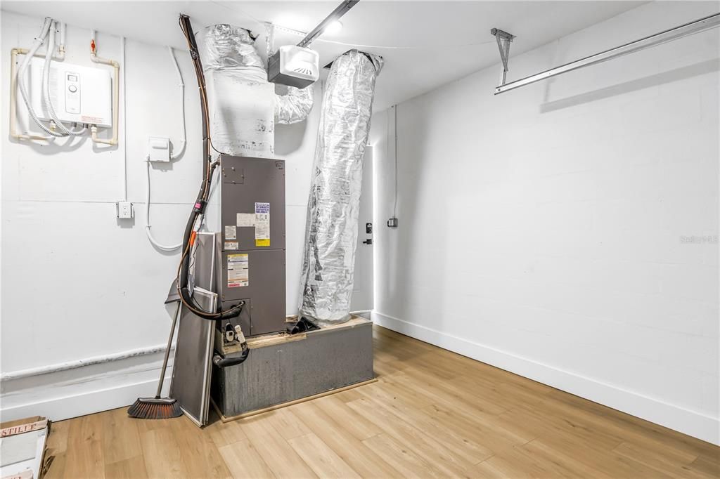 На продажу: $429,999 (3 спален, 1 ванн, 1184 Квадратных фут)