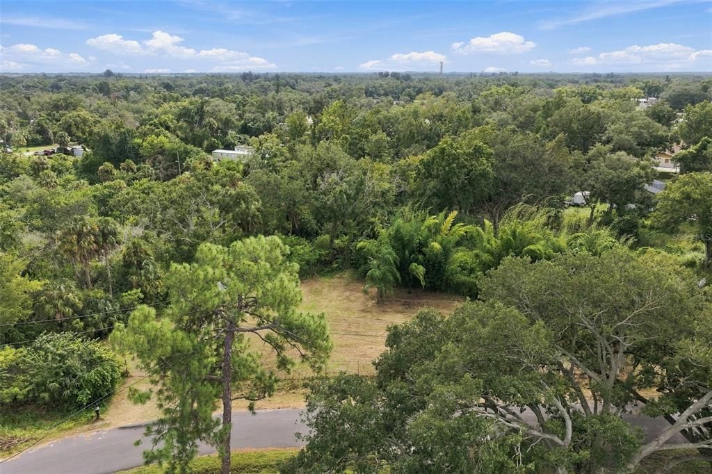 待售: $147,000 (0.36 acres)