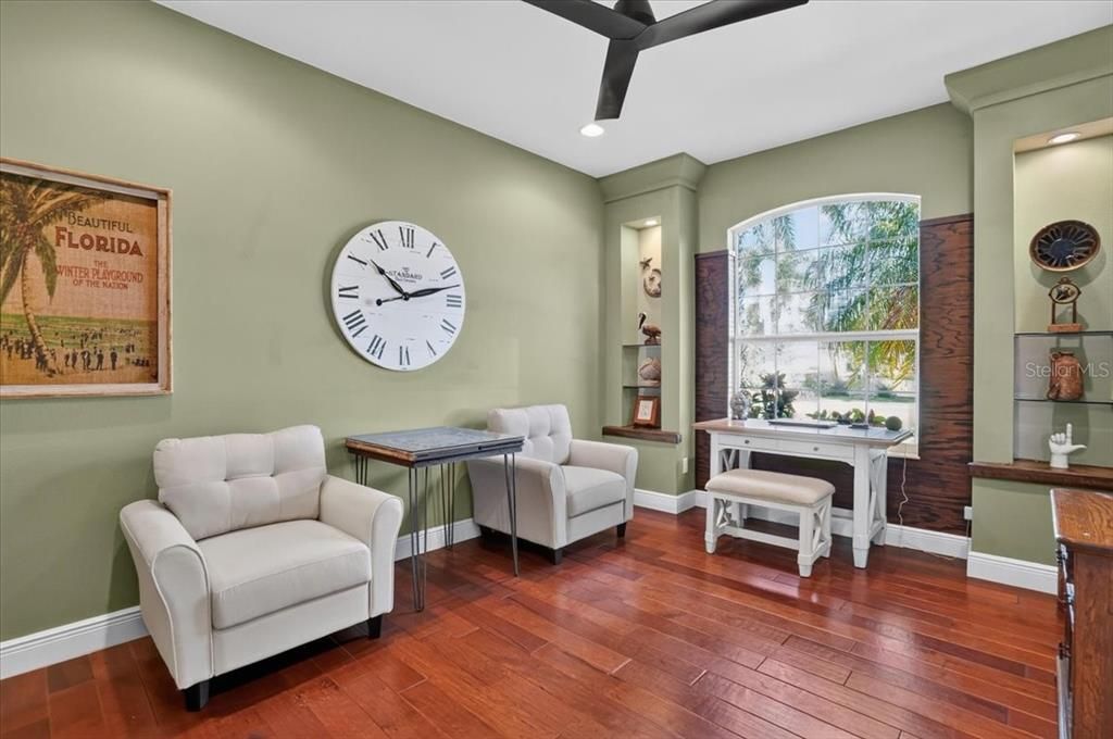 En Venta: $464,000 (2 camas, 2 baños, 1640 Pies cuadrados)