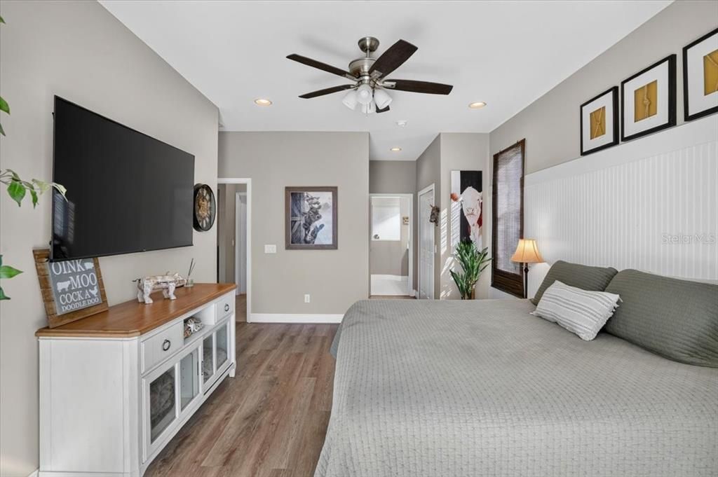 En Venta: $464,000 (2 camas, 2 baños, 1640 Pies cuadrados)