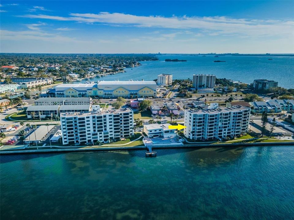 For Sale: $545,000 (2 beds, 2 baths, 1375 Square Feet)