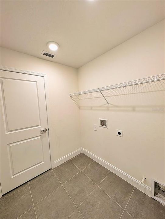 For Sale: $635,000 (5 beds, 3 baths, 3170 Square Feet)