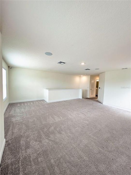 For Sale: $635,000 (5 beds, 3 baths, 3170 Square Feet)