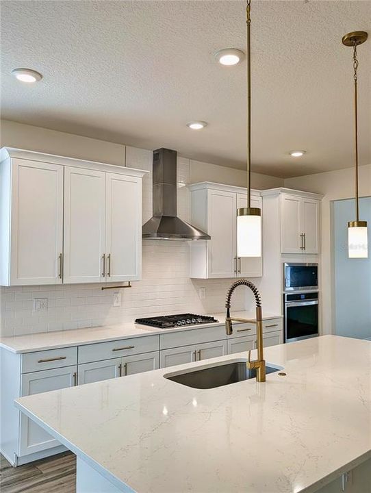 For Sale: $635,000 (5 beds, 3 baths, 3170 Square Feet)