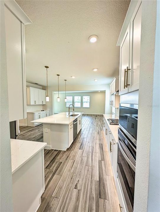 For Sale: $635,000 (5 beds, 3 baths, 3170 Square Feet)