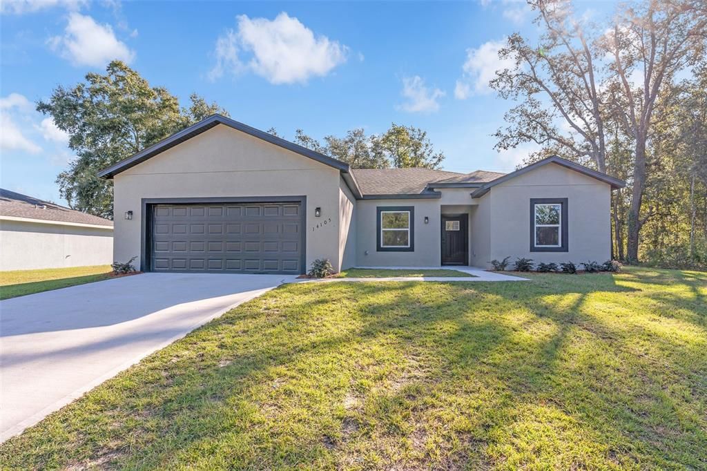 For Sale: $315,000 (4 beds, 3 baths, 1952 Square Feet)