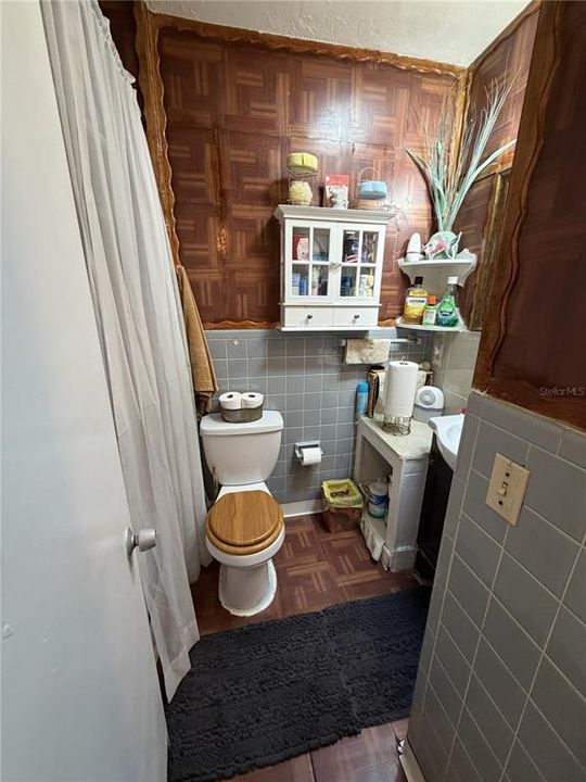 На продажу: $325,000 (3 спален, 3 ванн, 1845 Квадратных фут)
