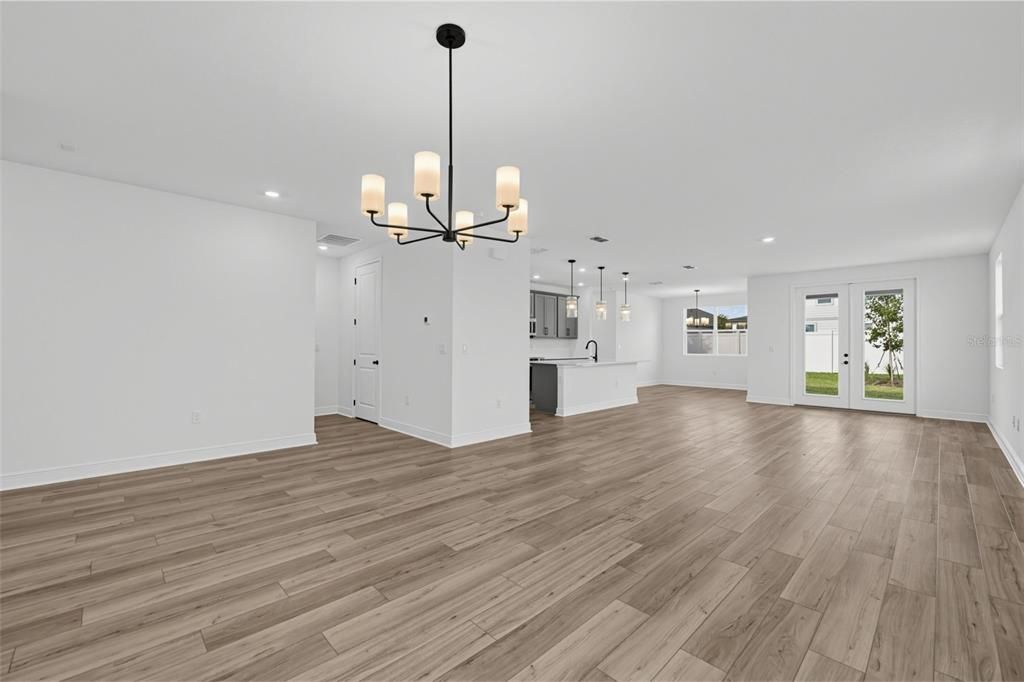 На продажу: $499,990 (3 спален, 2 ванн, 2226 Квадратных фут)