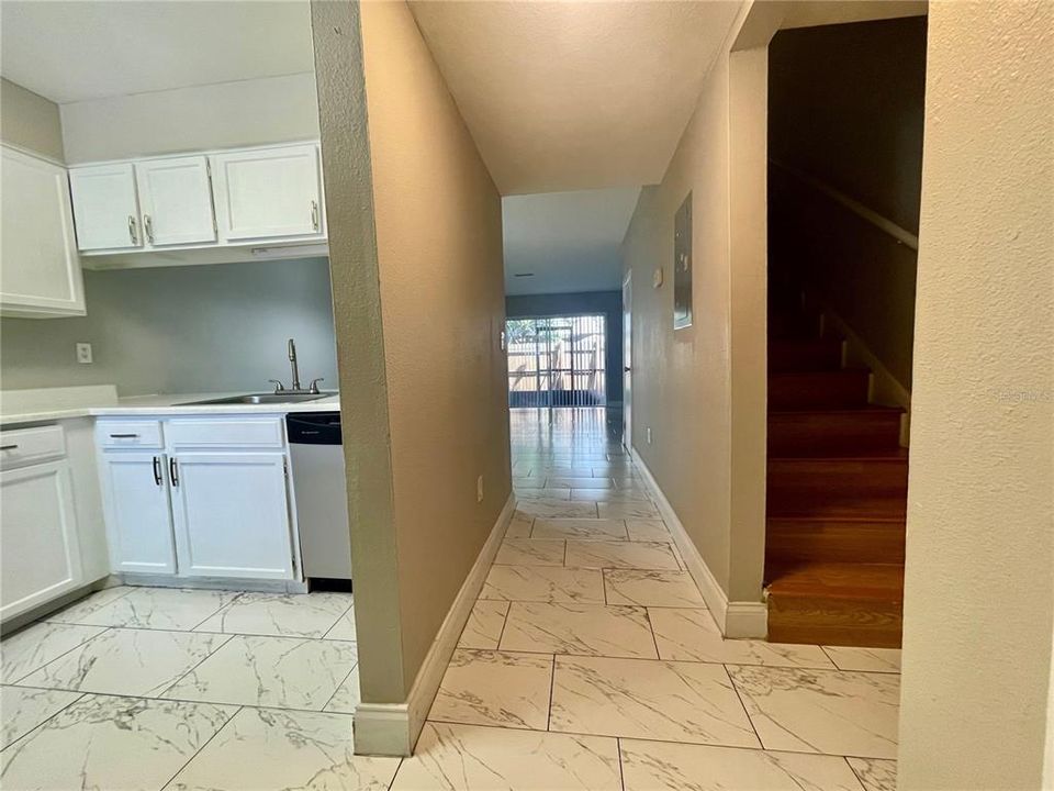 For Sale: $145,000 (2 beds, 2 baths, 1154 Square Feet)