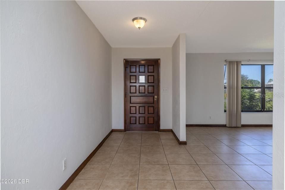 En Venta: $359,000 (2 camas, 2 baños, 1560 Pies cuadrados)