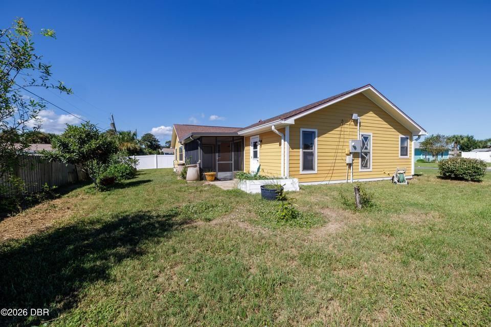 En Venta: $359,000 (2 camas, 2 baños, 1560 Pies cuadrados)