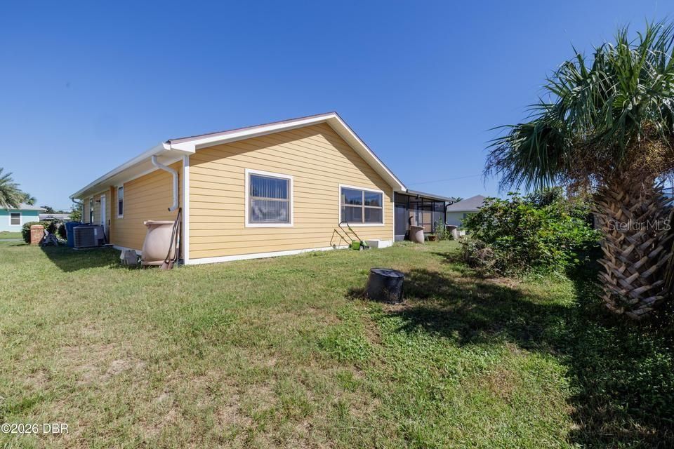 En Venta: $359,000 (2 camas, 2 baños, 1560 Pies cuadrados)