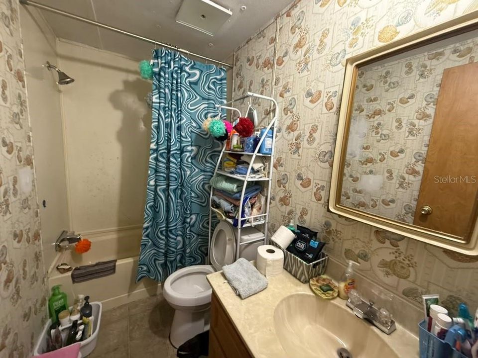 На продажу: $120,000 (3 спален, 2 ванн, 1456 Квадратных фут)