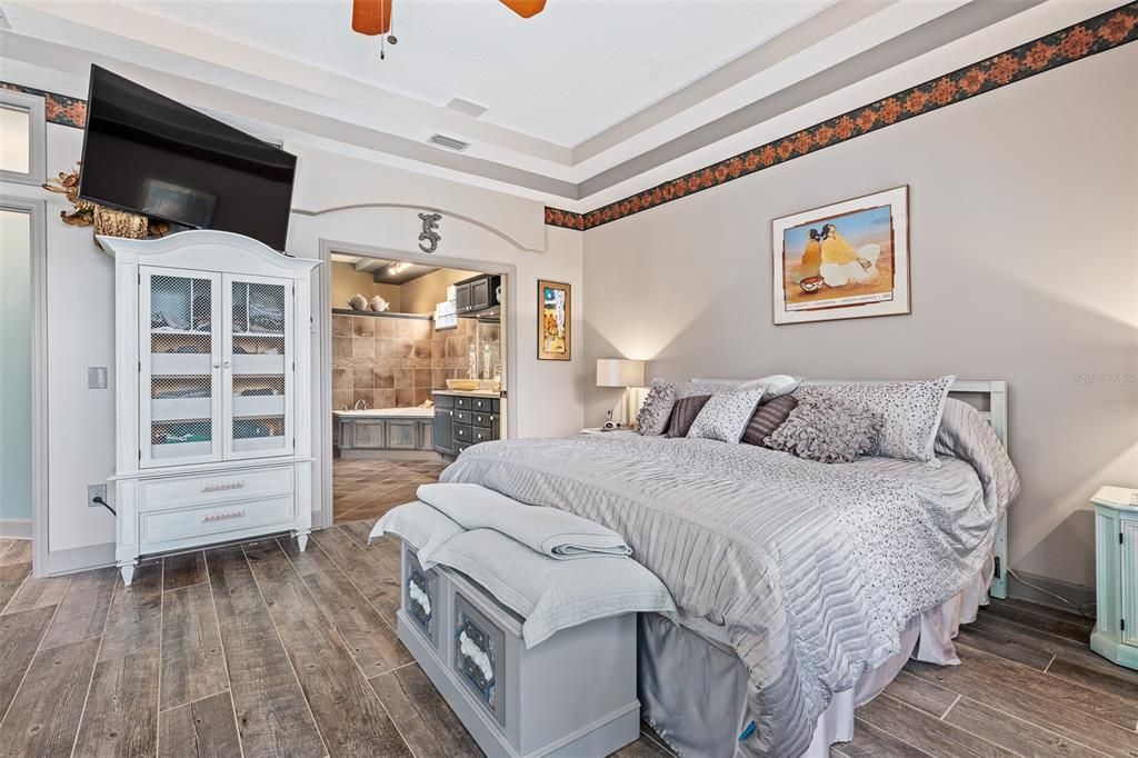 На продажу: $639,900 (4 спален, 3 ванн, 2581 Квадратных фут)
