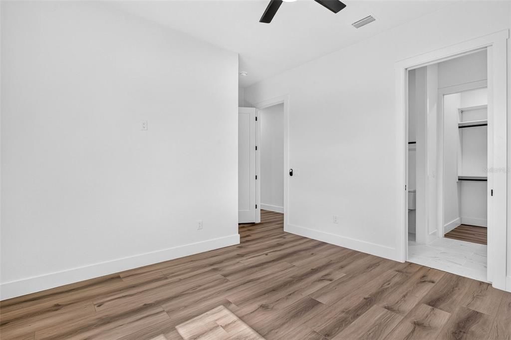 На продажу: $1,249,900 (4 спален, 4 ванн, 3678 Квадратных фут)