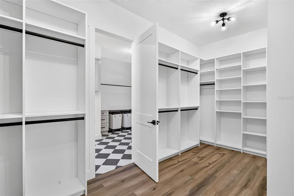 На продажу: $1,249,900 (4 спален, 4 ванн, 3678 Квадратных фут)