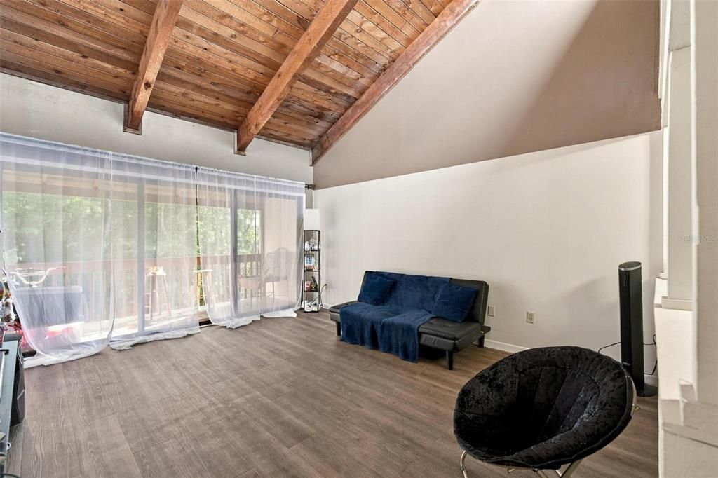 En Venta: $164,900 (4 camas, 2 baños, 1141 Pies cuadrados)