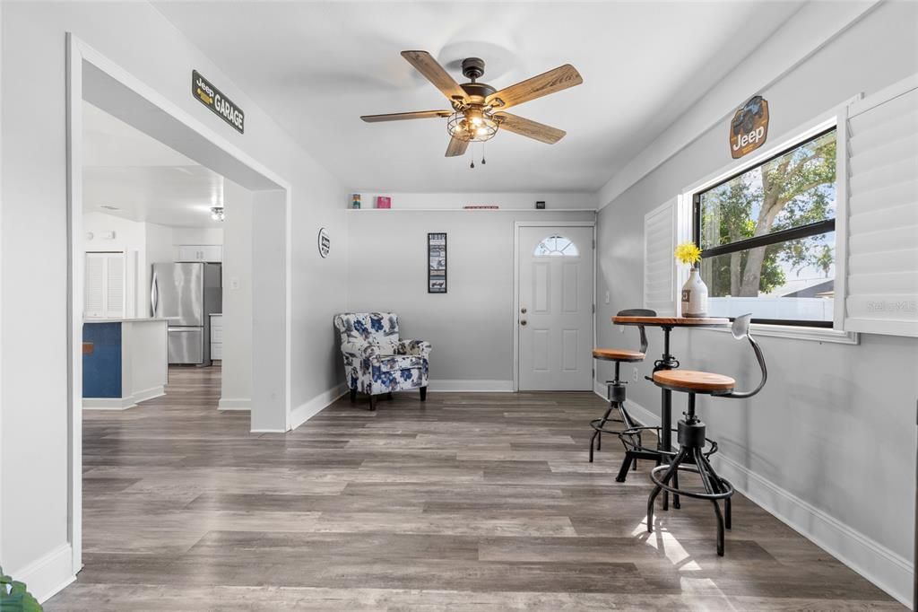 For Sale: $489,700 (3 beds, 2 baths, 1607 Square Feet)