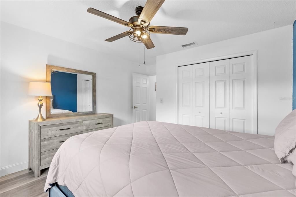 For Sale: $489,700 (3 beds, 2 baths, 1607 Square Feet)